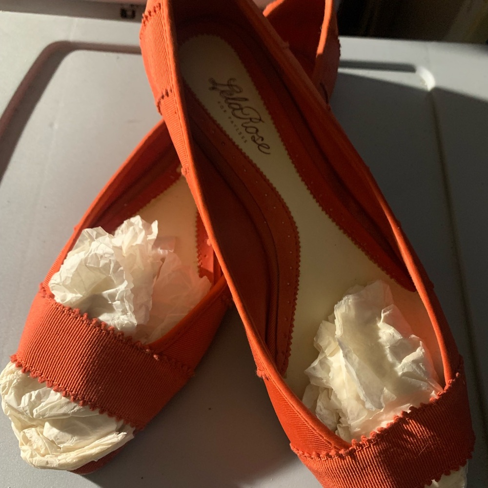Wild Rose Women's Orange Flats